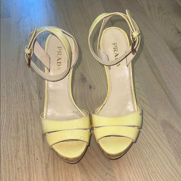 Yellow Platform Heels - Picture 4 of 6